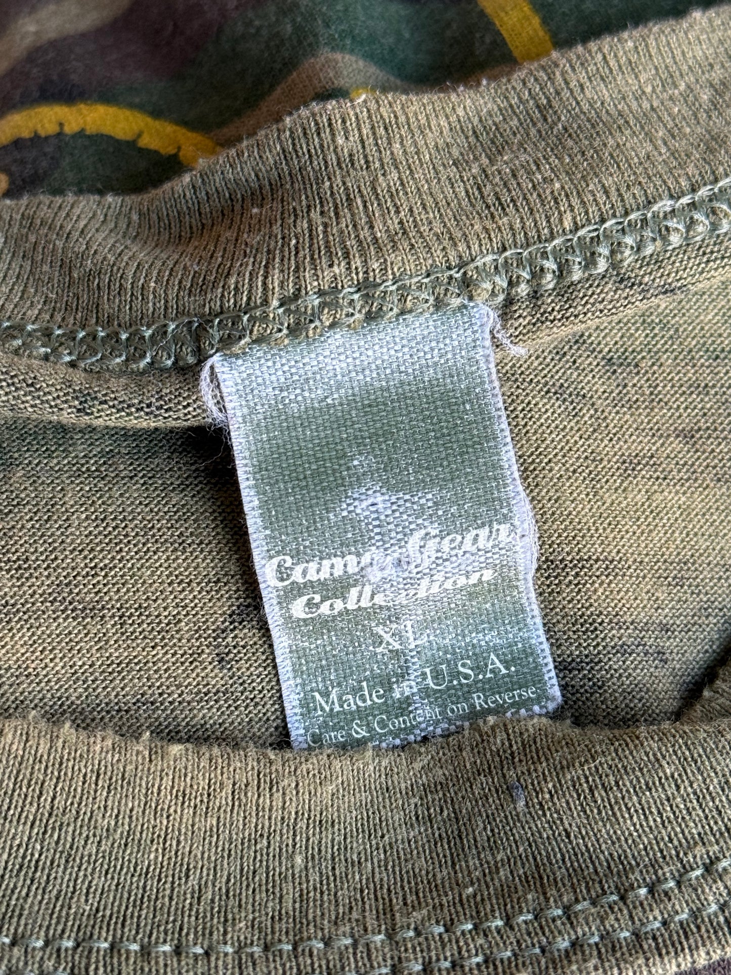 Escanaba Longsleeve - Large (VINTAGE UPCYCLED)