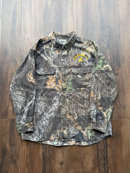 Escanaba Button Up Shirt - XL (VINTAGE UPCYCLED)